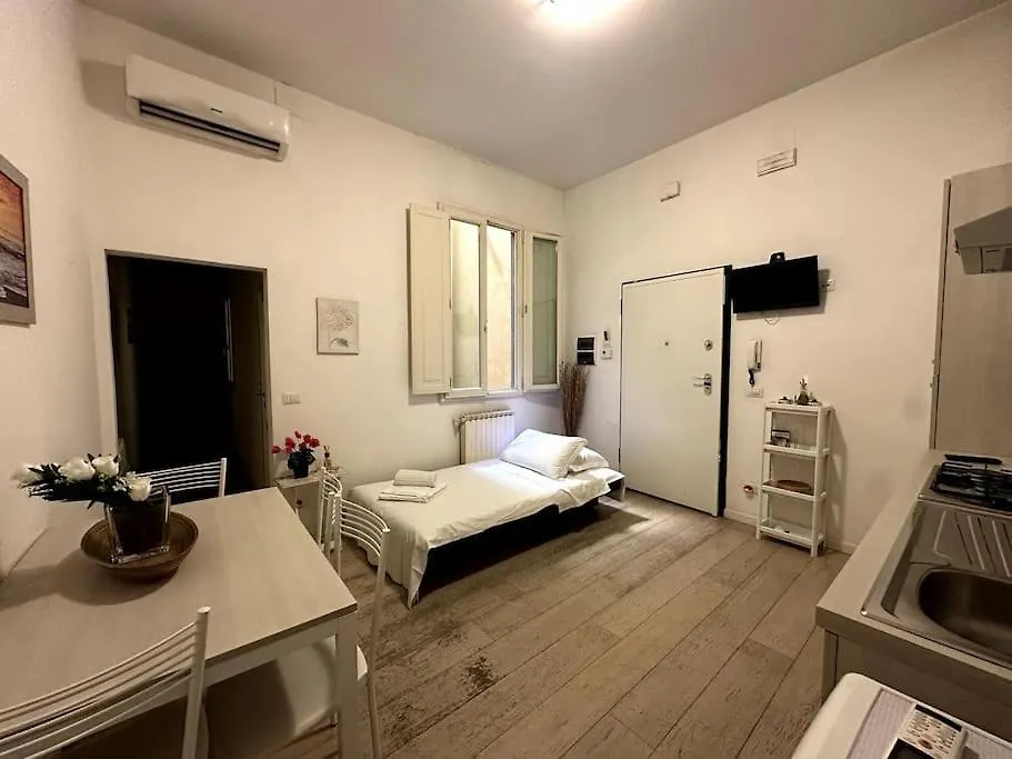 Comfortable House In Centro Storico Florence