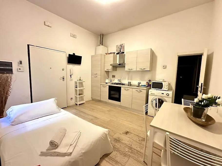 Comfortable House In Centro Storico Florence Apartment